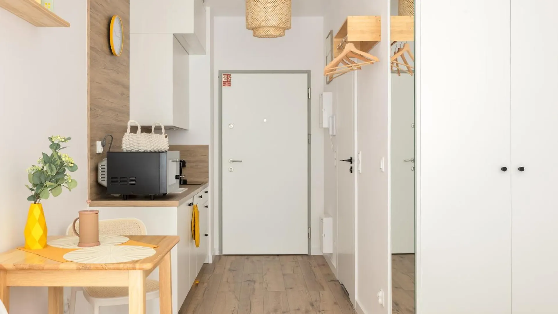 Aparthotel Lily Apart - Gdansk Shipyard View Studios Poland